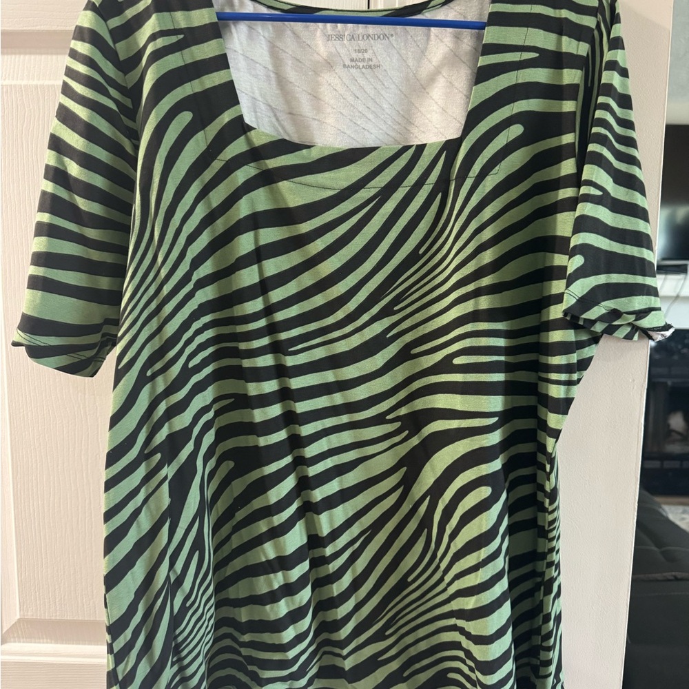 Jessica London Gray and Black Striped Top